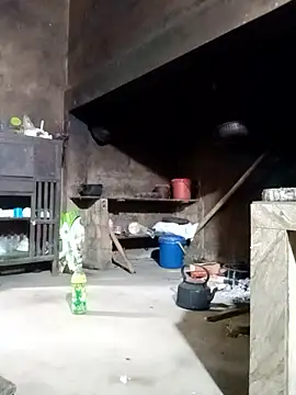 little-effy online show from 28, 2, 2026