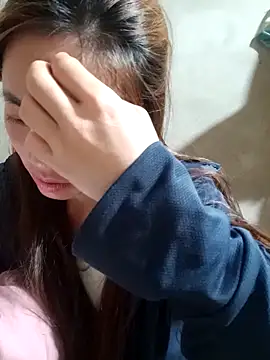 little-effy online show from 18, 4, 2026