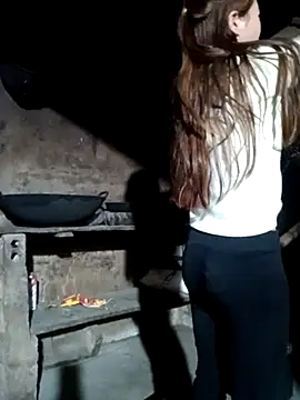 little-effy online show from 12, 2, 2026