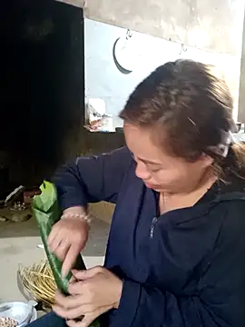 little-effy online show from 2, 3, 2026