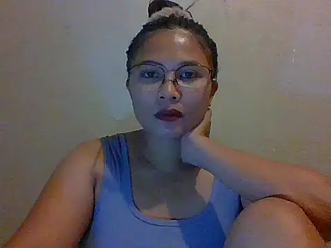 Snapshot of sexy_Bridgette04 chatting on 3, 2, 2026 sexy Bridgette04 online show from 3, 2, 2026