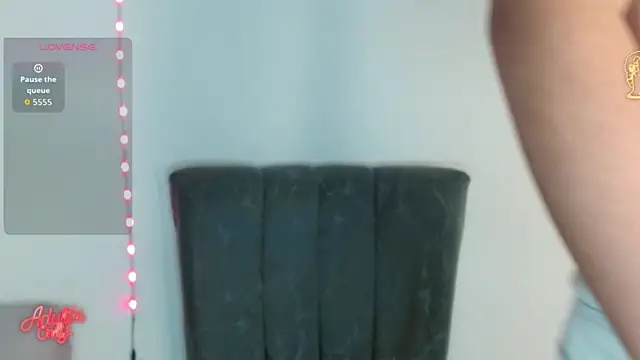 kyro estrada online show from 20, 4, 2026