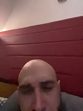 kingNQueen1211 online show from 1, 3, 2026