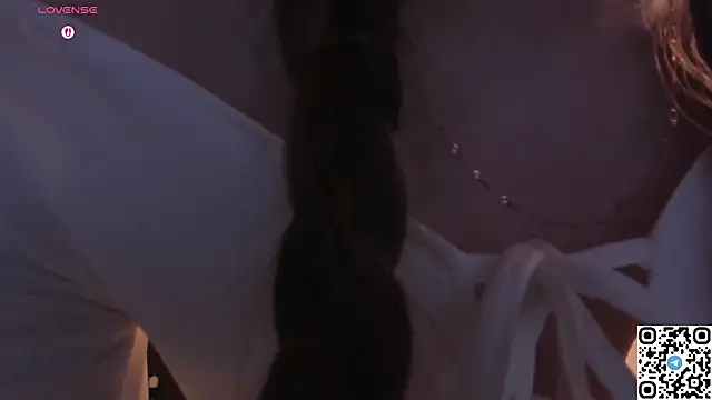 EmmaPratt online show from 9, 2, 2026