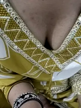 BEST-LOVER-1 online show from 1, 3, 2026