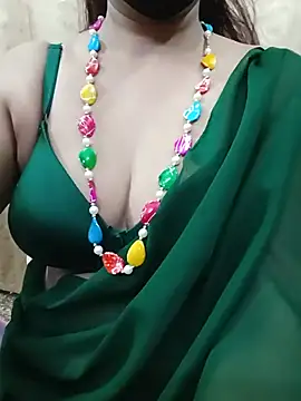 Snapshot of kusbu0077 chatting on 22, 6, 2026 kusbu0077 online show from 22, 6, 2026