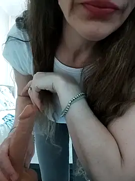 Snapshot of NovaMia chatting on 6, 6, 2026 NovaMia online show from 6, 6, 2026