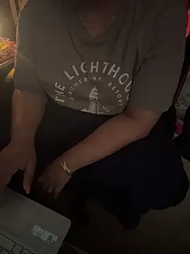 butterflyslay online show from 19, 4, 2026