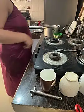 butterflyslay online show from 21, 4, 2026