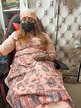 butterflyslay online show from 11, 4, 2026