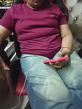 butterflyslay online show from 13, 4, 2026