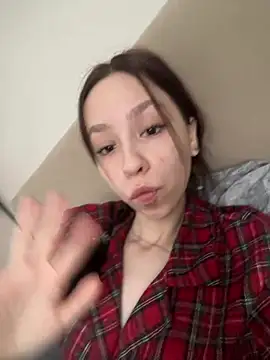 Emilllycutemurr online show from 10, 1, 2026