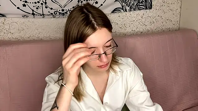 Shining Robi online show from 8, 1, 2026