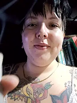 Divine Pouvoir online show from 11, 1, 2026