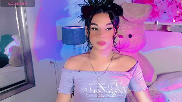 agathaferrer3 online show from 21, 12, 2025