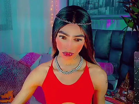 agathaferrer3 online show from 5, 4, 2026