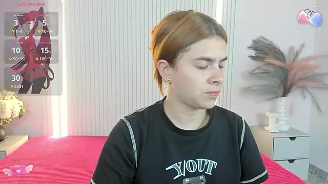 VivianOwen9 online show from 8, 2, 2026