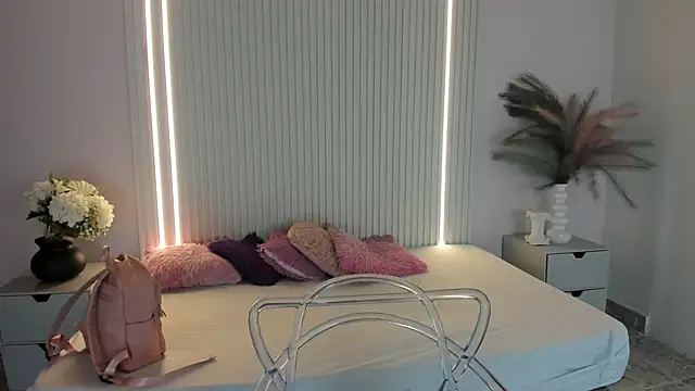 VivianOwen9 online show from 27, 2, 2026