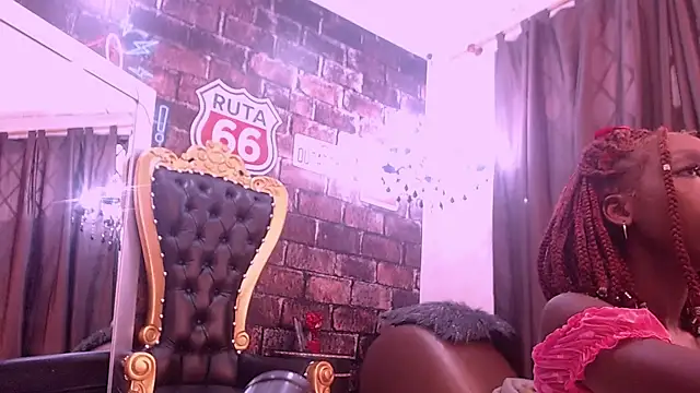 Snapshot of MilaHallu chatting on 4, 7, 2026 MilaHallu online show from 4, 7, 2026
