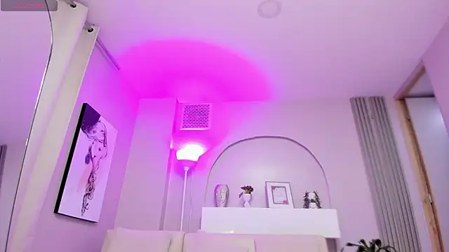 Sensual shannell online show from 15, 4, 2026