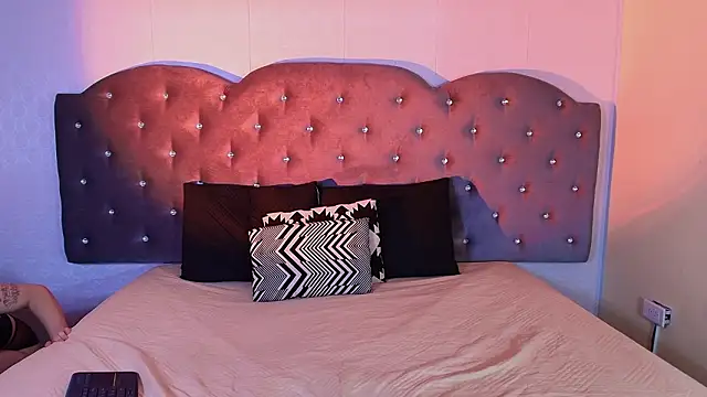 scarlett venom  online show from 28, 3, 2026