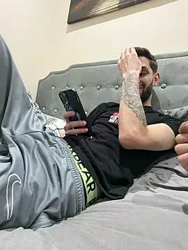 Juliann69Ramiro online show from 24, 2, 2026