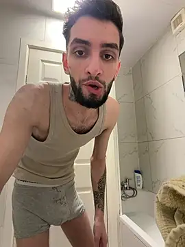 Juliann69Ramiro online show from 18, 2, 2026