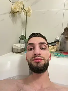 Juliann69Ramiro online show from 4, 3, 2026