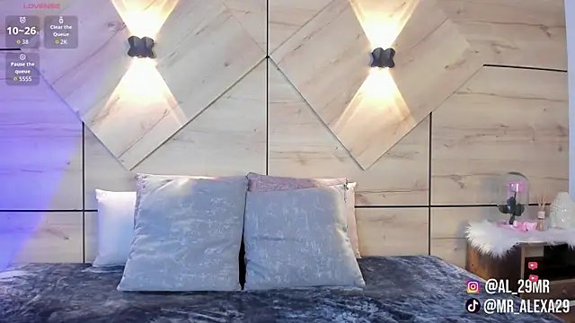 sussan fox  online show from 17, 2, 2026