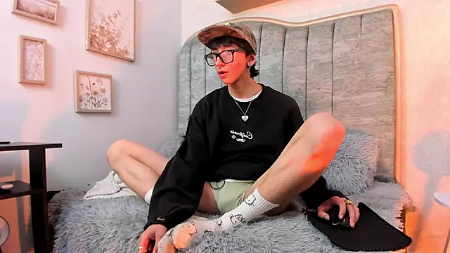 Cody Bloom online show from 15, 4, 2026