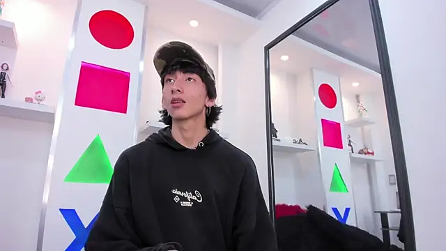 Cody Bloom online show from 18, 12, 2025