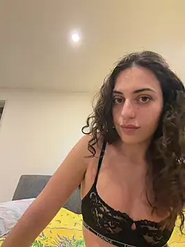 CoquineCharmeuse online show from 19, 4, 2026