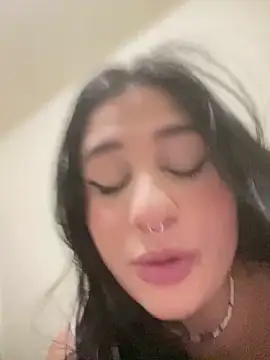 pudizinhaa  online show from 14, 12, 2025