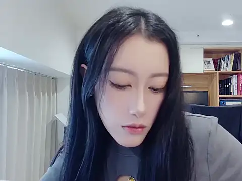 Snapshot of TXMIT chatting on 15, 12, 2025 TXMIT online show from 15, 12, 2025