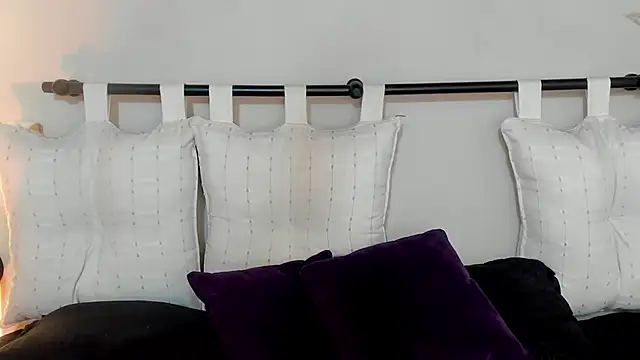 sophie blake   online show from 5, 3, 2026