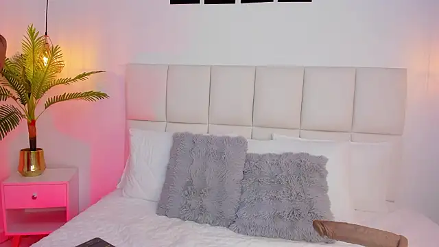  Stephany lee online show from 5, 2, 2026