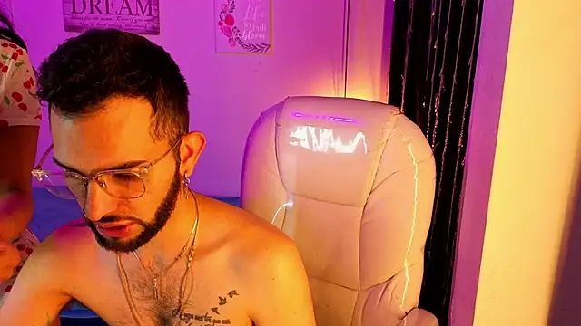 annie and ryan online show from 16, 1, 2026