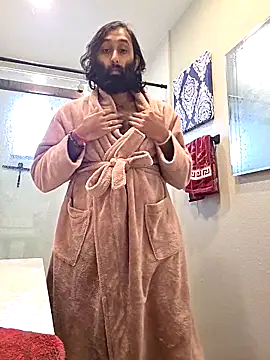 RoshiClouded online show from 7, 2, 2026