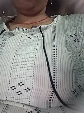 Snapshot of teena-11 chatting on 27, 7, 2026 teena-11 online show from 27, 7, 2026