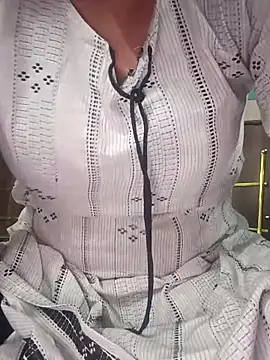 teena-11 online show from 27, 3, 2026