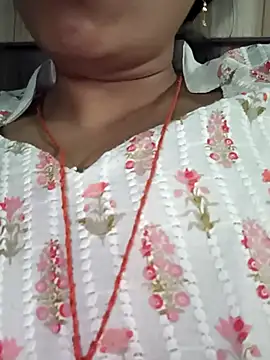 Snapshot of teena-11 chatting on 2, 7, 2026 teena-11 online show from 2, 7, 2026