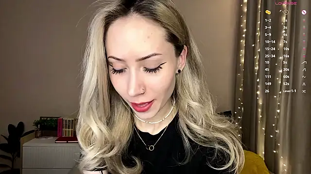 sun under skyy online show from 17, 3, 2026