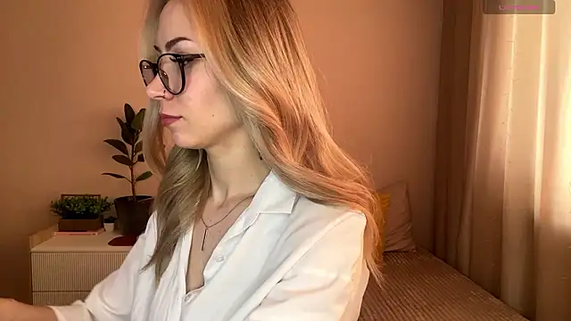 sun under skyy online show from 5, 2, 2026