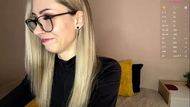 sun under skyy online show from 11, 2, 2026