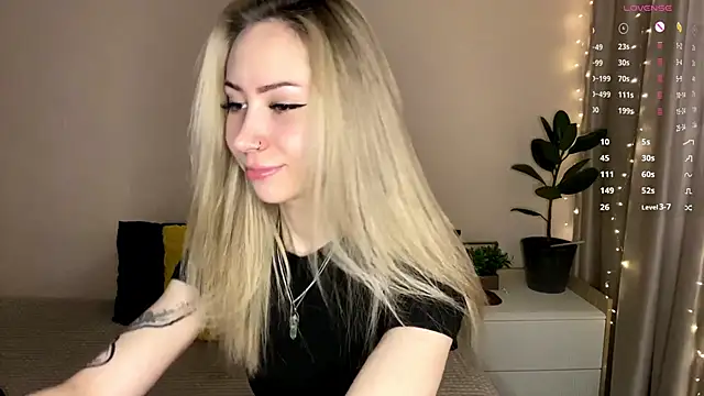 sun under skyy online show from 18, 2, 2026