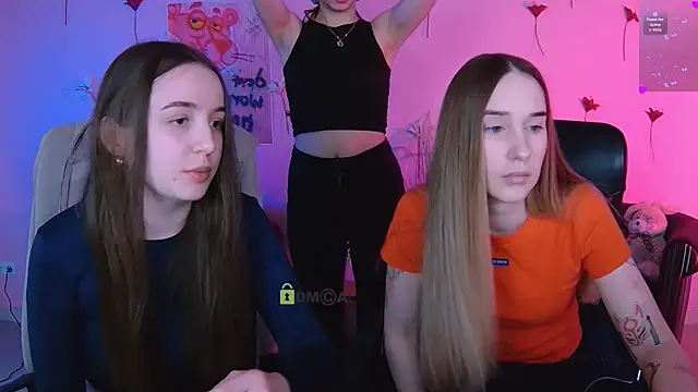 mila firee online show from 24, 4, 2026