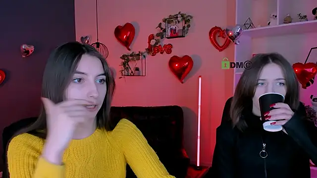 mila firee online show from 17, 2, 2026