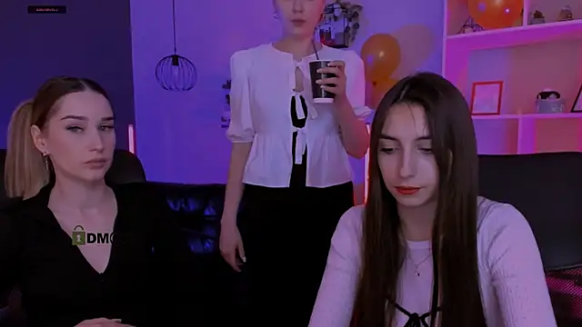 mila firee online show from 3, 4, 2026