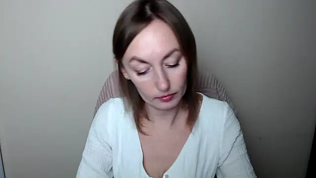 LiaSeass  online show from 14, 2, 2026