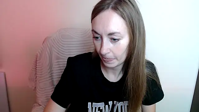 Snapshot of LiaSeass_ chatting on 2, 7, 2026 LiaSeass online show from 2, 7, 2026